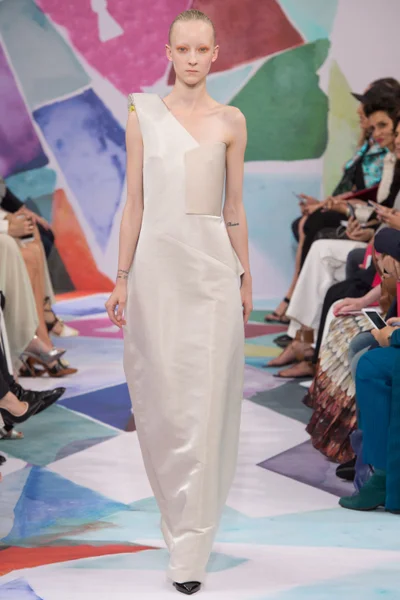 Look 36